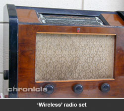'Wireless' radio set